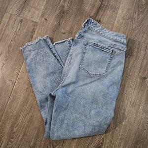 Torrid Womens Crop Jeans